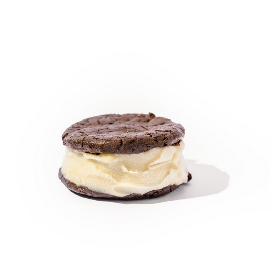 Vainilla, Chocolate vegan Ice cream Sandwich GF